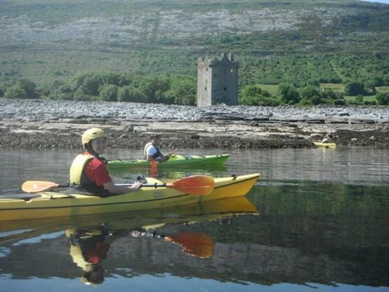 Hotel Ceol Na Dtonnta Doolin Exterior foto